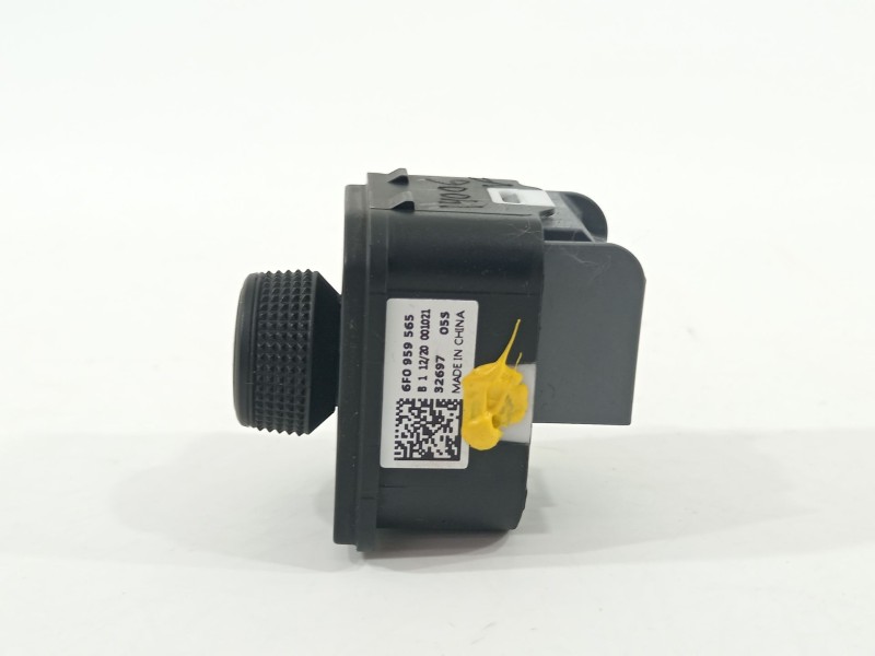 Recambio de mando retrovisor para seat arona (kj7, kjp) 1.0 tsi referencia OEM IAM 6F0959565  