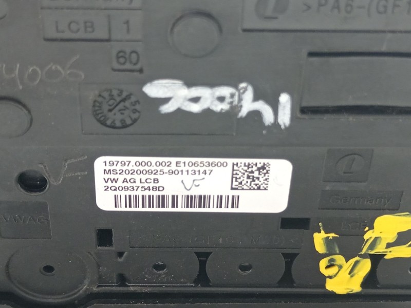 Recambio de caja reles / fusibles para seat arona (kj7, kjp) 1.0 tsi referencia OEM IAM 2Q0937548D  