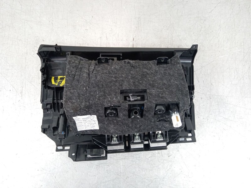 Recambio de guantera para porsche panamera diesel referencia OEM IAM 970552204  