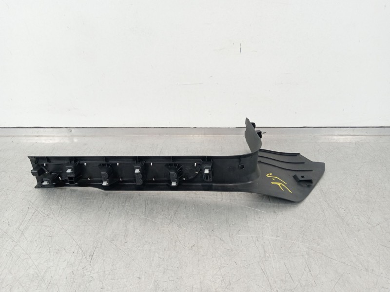 Recambio de moldura para porsche panamera diesel referencia OEM IAM 970555518  