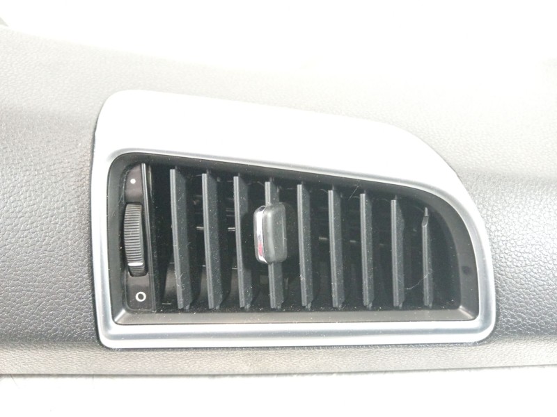 Recambio de moldura para porsche panamera diesel referencia OEM IAM 970555184  