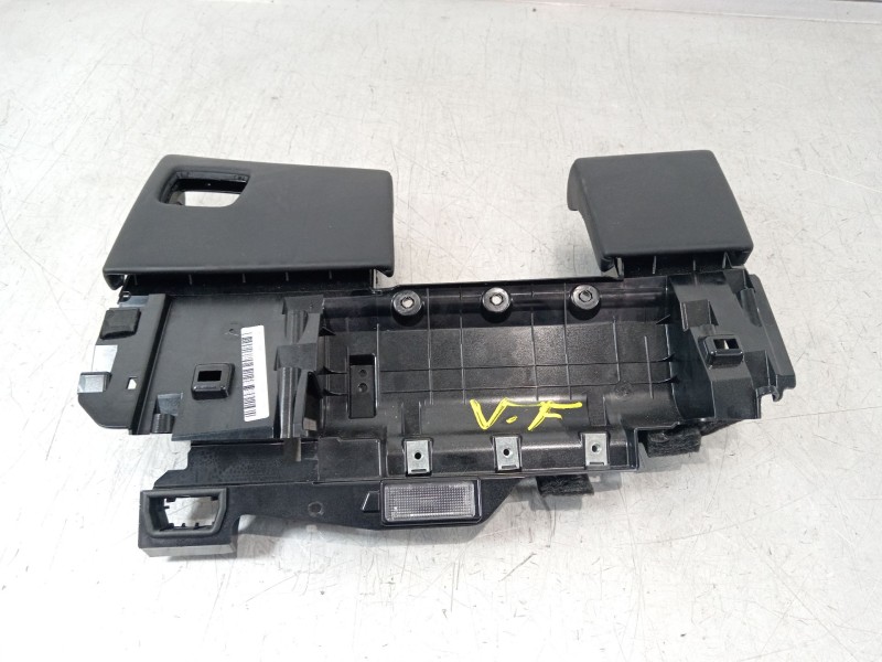 Recambio de moldura para porsche panamera diesel referencia OEM IAM 970552201  