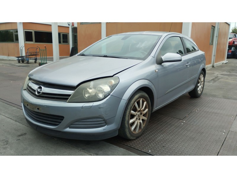 opel astra h gtc (a04) del año 2006