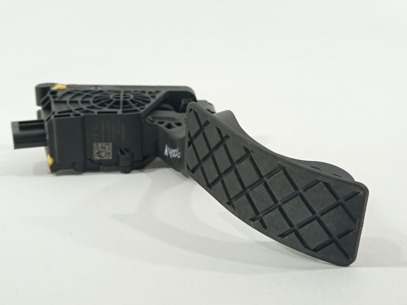 Recambio de potenciometro pedal para seat arona (kj7, kjp) 1.0 tsi referencia OEM IAM 2Q1723503  
