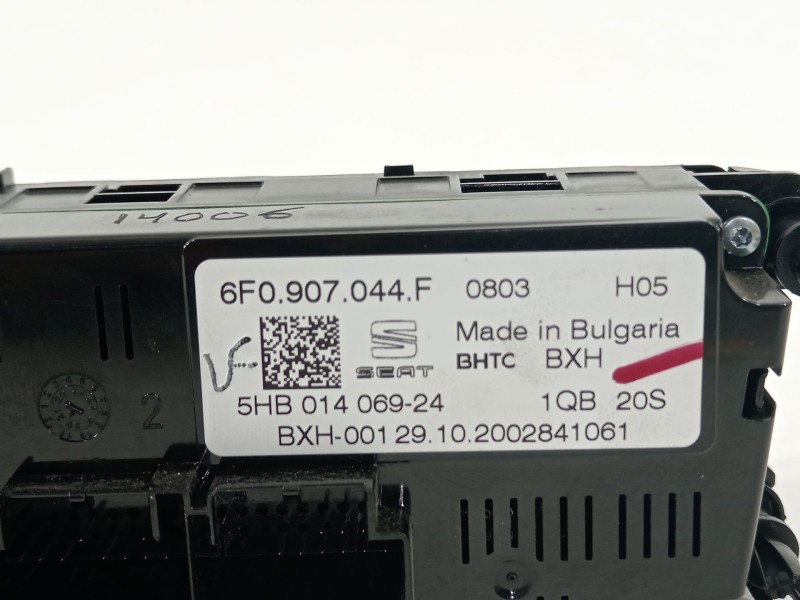 Recambio de mando climatizador para seat arona (kj7, kjp) 1.0 tsi referencia OEM IAM 6F0907044F  