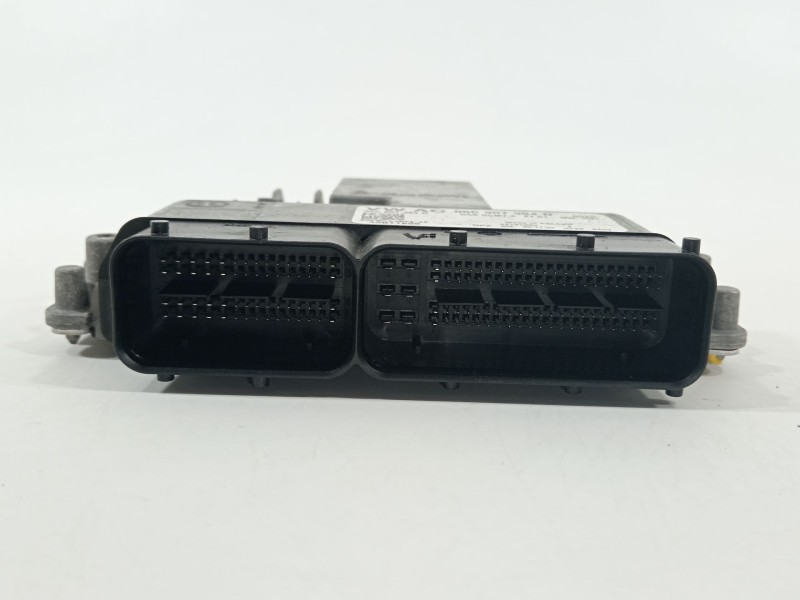 Recambio de centralita motor uce para seat arona (kj7, kjp) 1.0 tsi referencia OEM IAM 05C907394D  