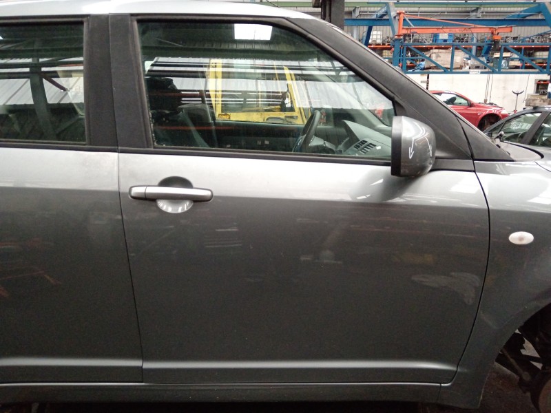 Recambio de puerta delantera derecha para suzuki swift berlina (mz) gl (3-ptas.) referencia OEM IAM   