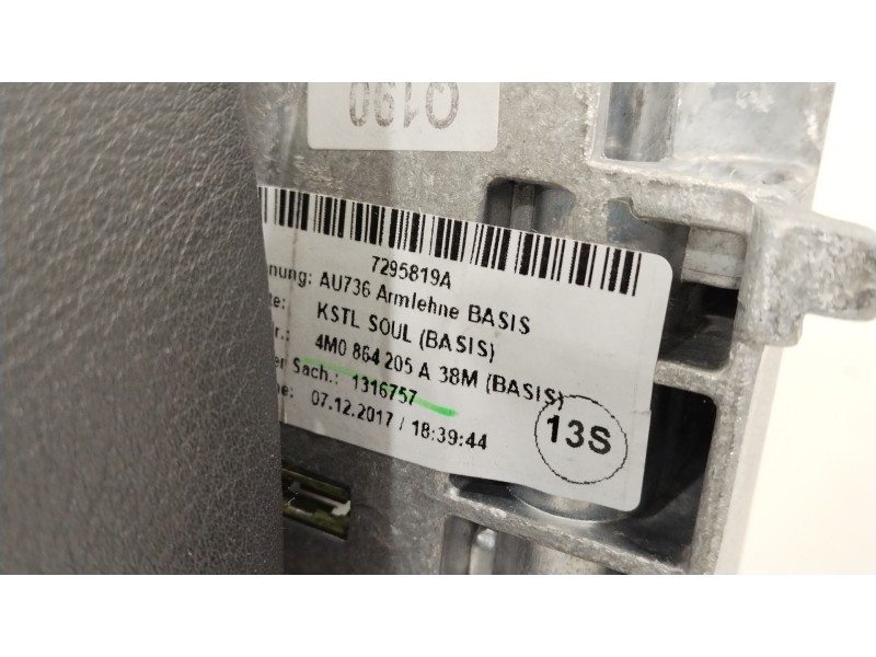 Recambio de apoyabrazos central para audi q7 (4mb, 4mg, 4mq) 3.0 tdi quattro referencia OEM IAM 4M0864205A  