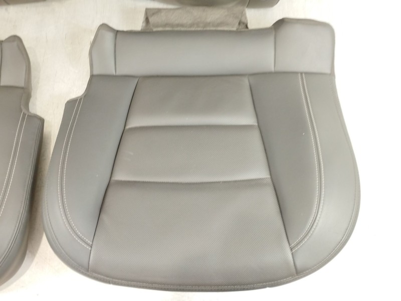 Recambio de asientos traseros para opel ampera (r12) ev 150 referencia OEM IAM   