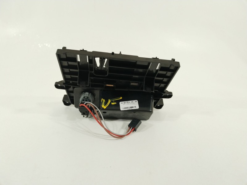 Recambio de cenicero para audi q7 (4mb, 4mg, 4mq) 3.0 tdi quattro referencia OEM IAM 4M1863273A  