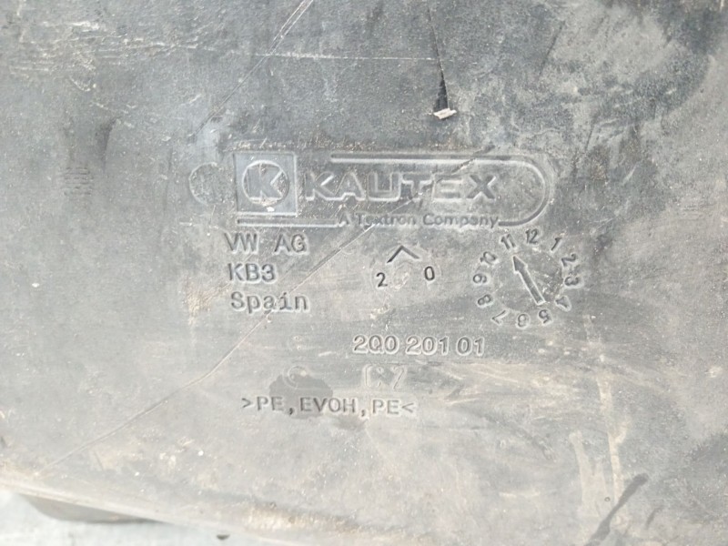 Recambio de deposito combustible para seat arona (kj7, kjp) 1.0 tsi referencia OEM IAM 2Q020101  