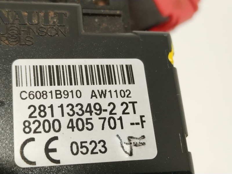 Recambio de conmutador de arranque para renault master kofferaufbau l3h1 3,5t referencia OEM IAM 8200405701  