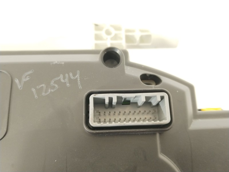 Recambio de cuadro instrumentos para renault master kofferaufbau l3h1 3,5t referencia OEM IAM 248105652R  