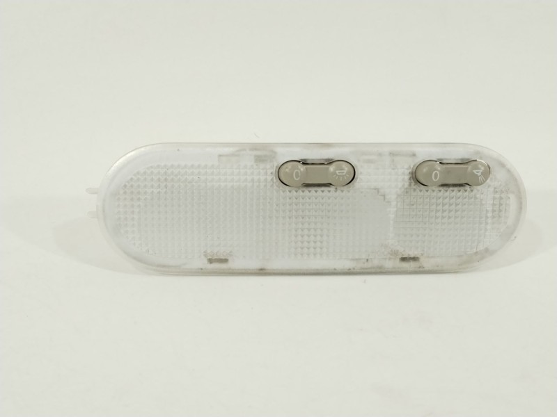 Recambio de luz interior para renault master kofferaufbau l3h1 3,5t referencia OEM IAM 8200439423  