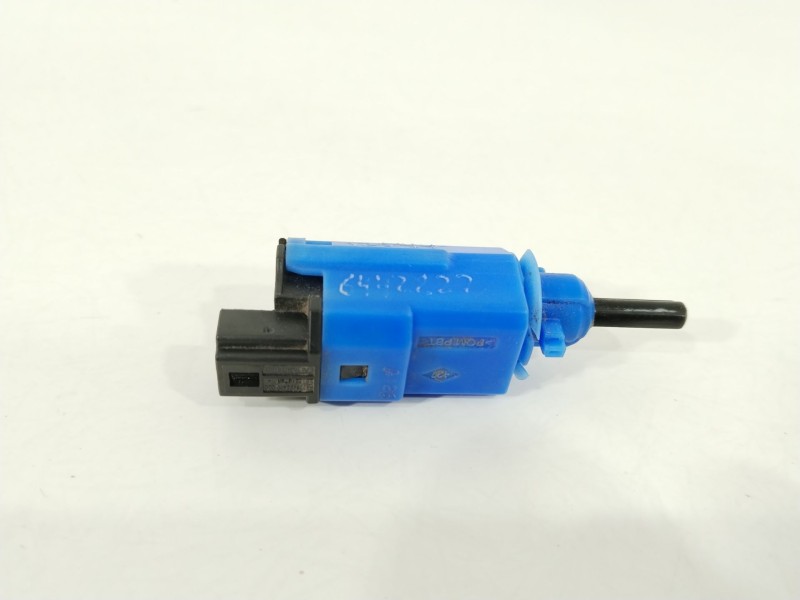 Recambio de interruptor para renault master kofferaufbau l3h1 3,5t referencia OEM IAM 253251679R  