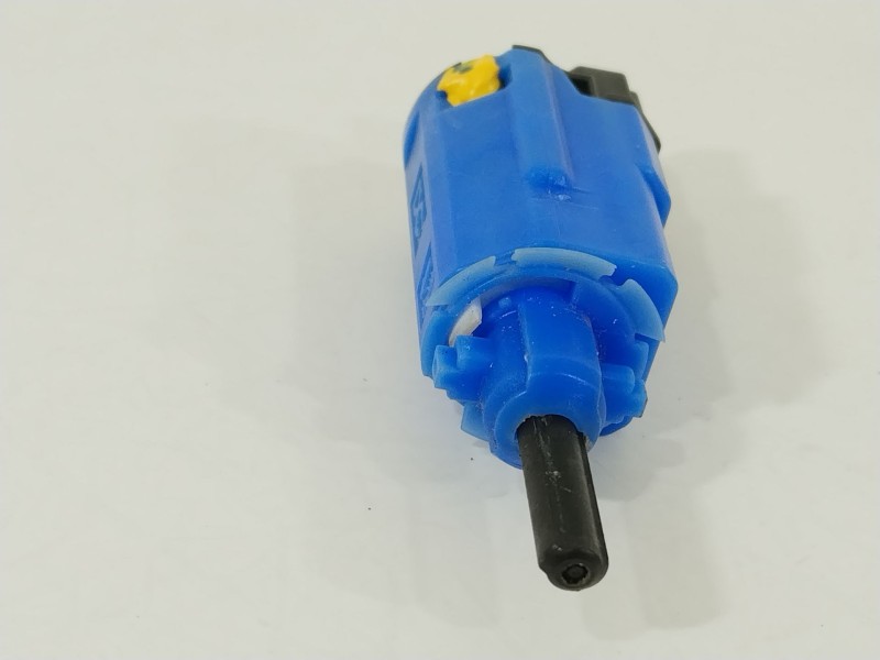 Recambio de interruptor para renault master kofferaufbau l3h1 3,5t referencia OEM IAM 253251679R  