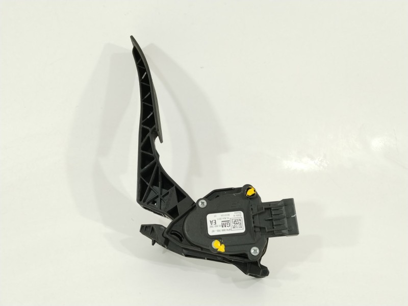 Recambio de potenciometro pedal para opel ampera (r12) ev 150 referencia OEM IAM 13252702  