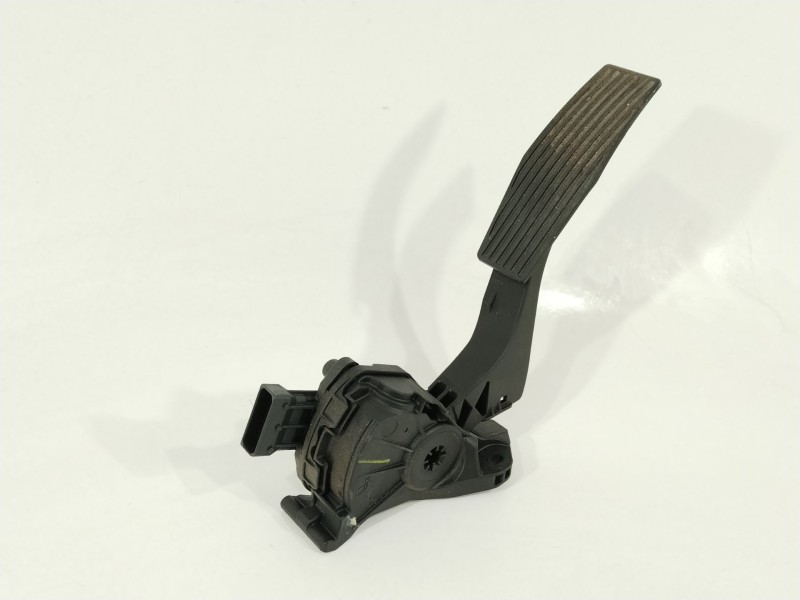 Recambio de potenciometro pedal para opel ampera (r12) ev 150 referencia OEM IAM 13252702  