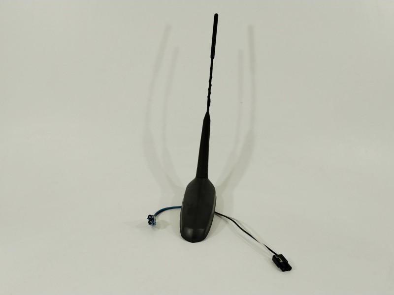 Recambio de antena para opel ampera (r12) ev 150 referencia OEM IAM 22786247  
