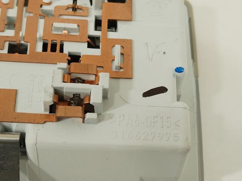 Recambio de luz interior para opel ampera (r12) ev 150 referencia OEM IAM 316627975  