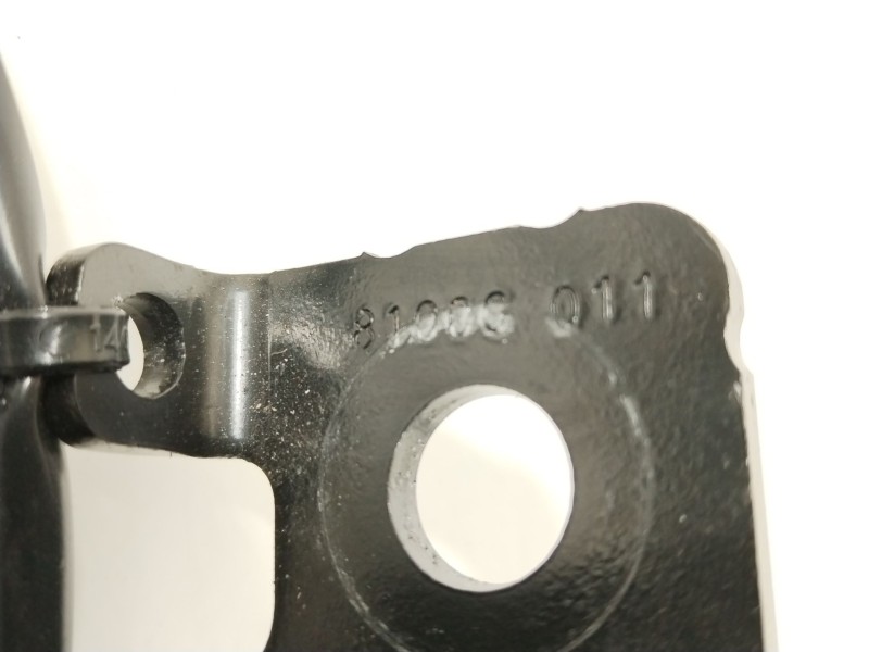 Recambio de enganche cinturon trasero izquierdo para opel ampera (r12) ev 150 referencia OEM IAM 22813695  81000011