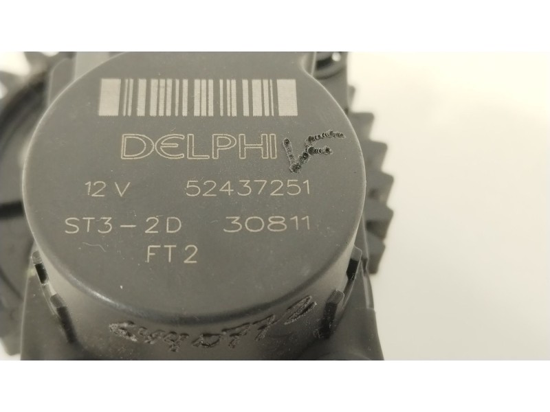 Recambio de motor apertura trampillas climatizador para opel ampera (r12) ev 150 referencia OEM IAM 52437251  