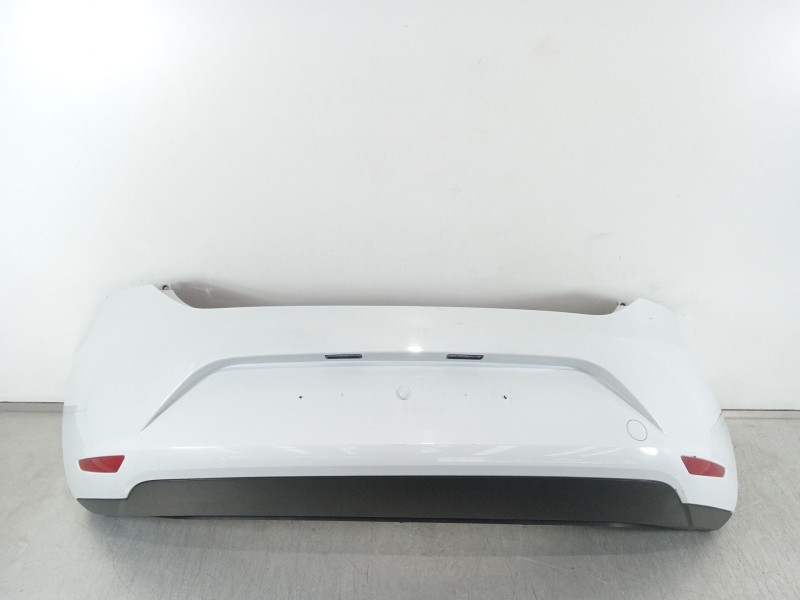 Recambio de paragolpes trasero para seat leon (5f1) style referencia OEM IAM 5F0807421  