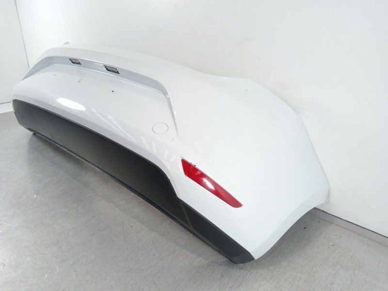 Recambio de paragolpes trasero para seat leon (5f1) style referencia OEM IAM 5F0807421  