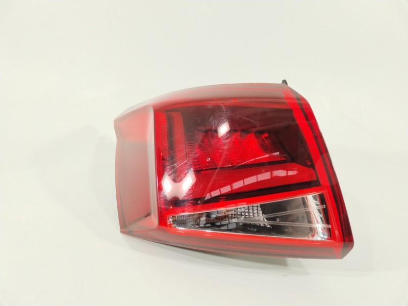 Recambio de piloto trasero izquierdo para seat arona (kj7, kjp) 1.0 tsi referencia OEM IAM 6F9945207B  