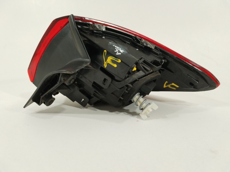 Recambio de piloto trasero izquierdo para seat arona (kj7, kjp) 1.0 tsi referencia OEM IAM 6F9945207B  