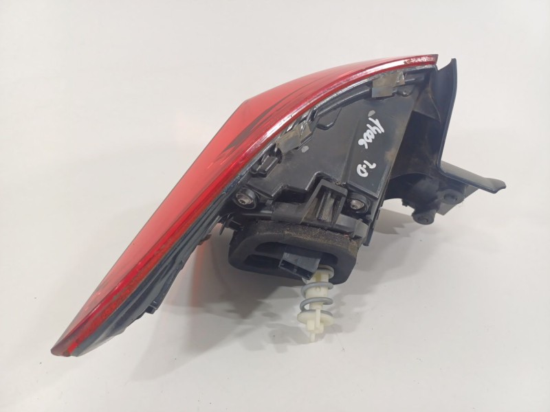 Recambio de piloto trasero derecho para seat arona (kj7, kjp) 1.0 tsi referencia OEM IAM 6F9945208B  