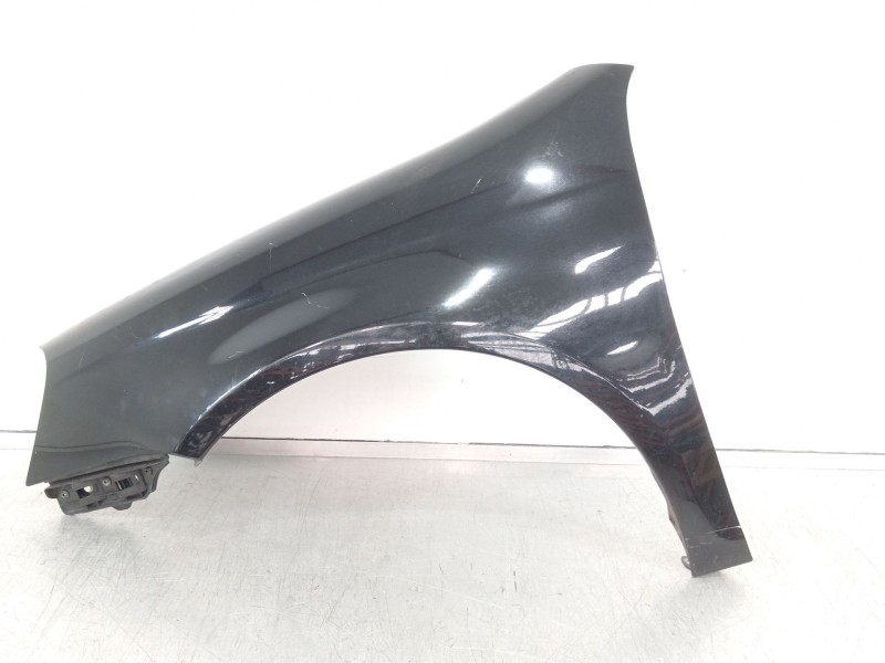 Recambio de aleta delantera izquierda para volkswagen jetta (1k2) advance referencia OEM IAM 1K5880681  