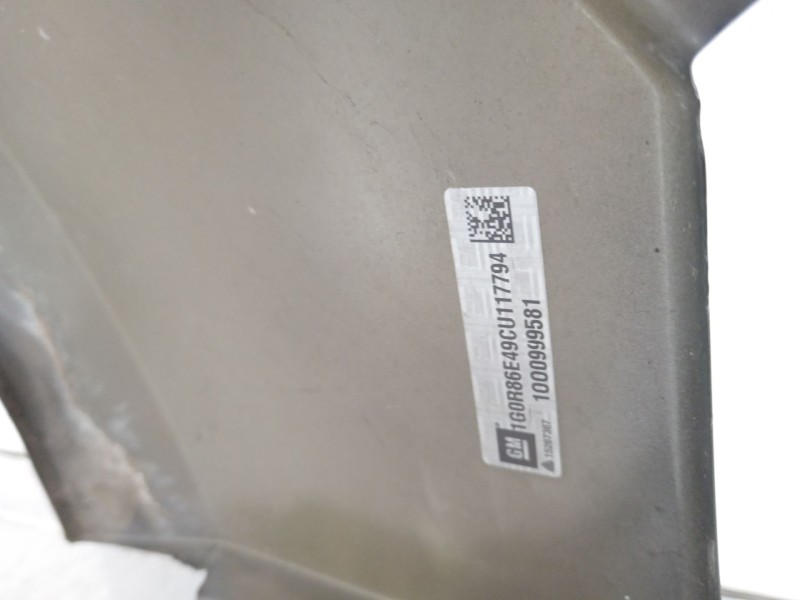 Recambio de aleta delantera izquierda para opel ampera (r12) ev 150 referencia OEM IAM 1000999581  