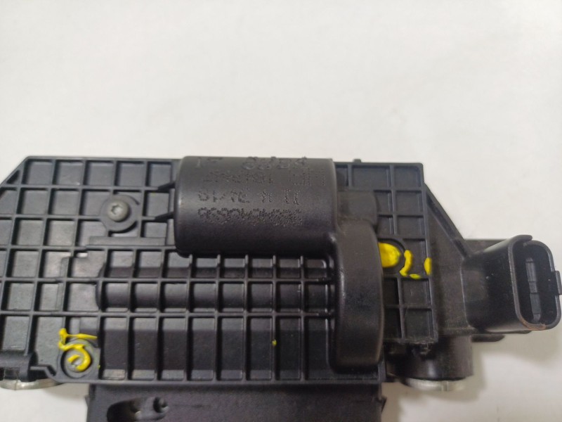 Recambio de cerradura maletero / porton para peugeot 208 1.2 12v vti referencia OEM IAM 9694648690  9151487499H