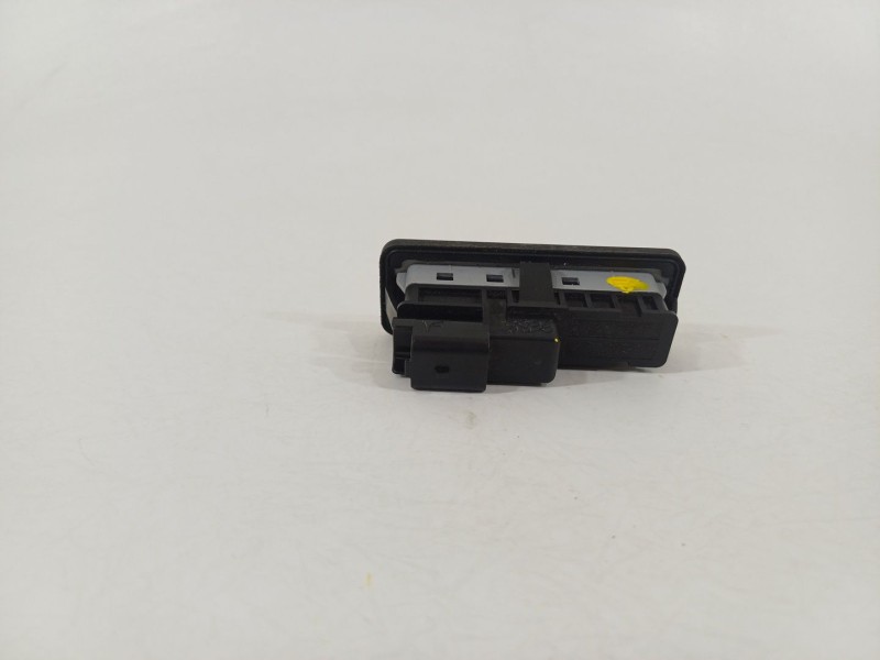 Recambio de maneta exterior porton para peugeot 208 1.2 12v vti referencia OEM IAM 9827560380  