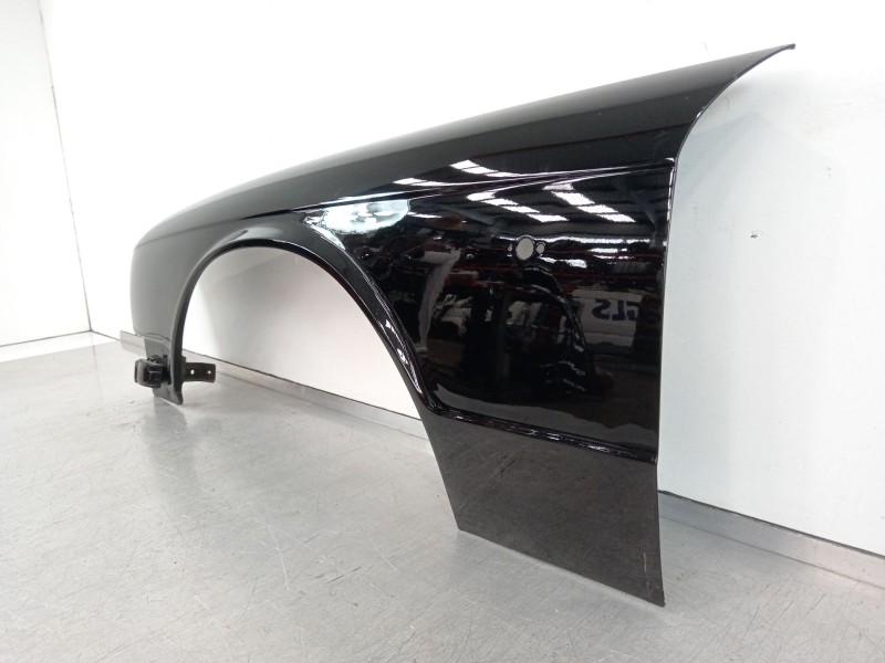 Recambio de aleta delantera izquierda para jaguar xj (xj40, xj81) 6 3.6 referencia OEM IAM xj40  