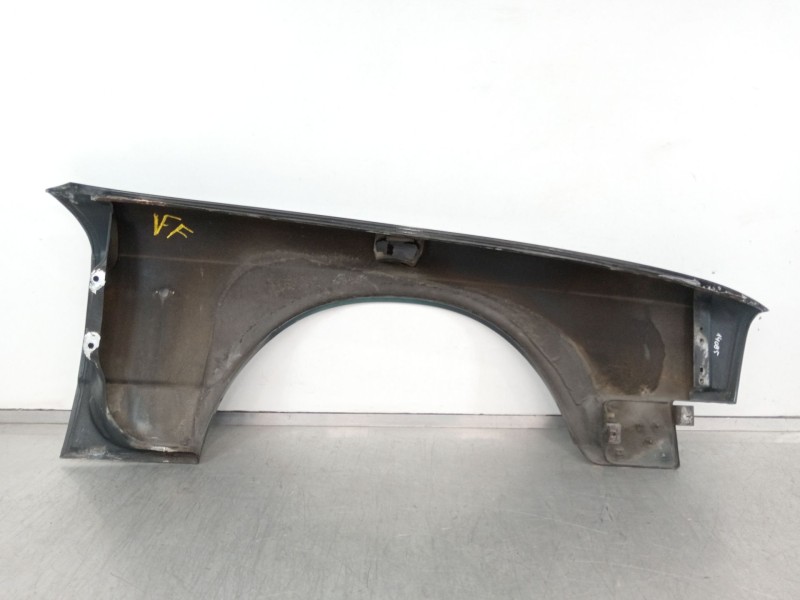 Recambio de aleta delantera izquierda para jaguar xj (xj40, xj81) 6 3.6 referencia OEM IAM xj40  