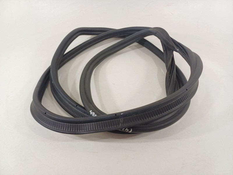 Recambio de gomas contorno puerta para cupra leon (kl1, ku1, kug) 1.5 etsi referencia OEM IAM 5FA827705F  