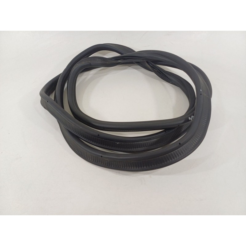 Recambio de gomas contorno puerta para cupra leon (kl1, ku1, kug) 1.5 etsi referencia OEM IAM 5FA827705F  