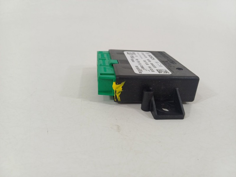 Recambio de modulo electronico para peugeot 208 1.2 12v vti referencia OEM IAM 9819361880  