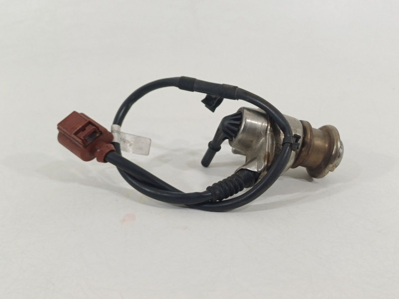 Recambio de inyector para skoda scala (nw1) 1.6 tdi referencia OEM IAM 04L131113P  