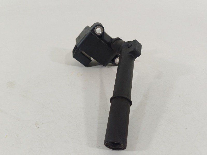 Recambio de bobina encendido para mercedes-benz clase a (w176) a 180 (176.042) referencia OEM IAM A2709060500  
