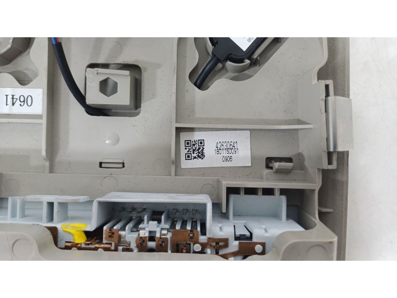 Recambio de luz interior para opel mokka x 120 aniversario start/stop referencia OEM IAM 42630641  