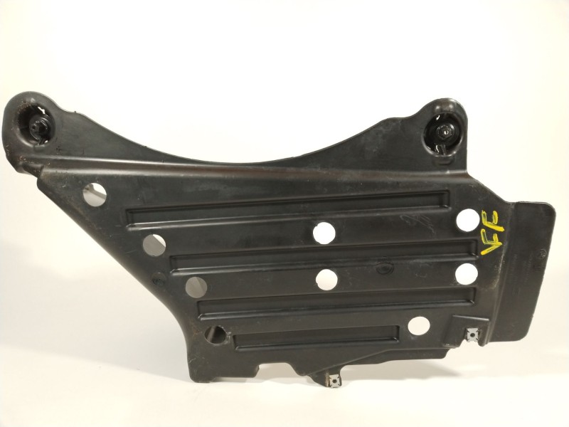 Recambio de moldura para seat arona (kj7, kjp) 1.0 tsi referencia OEM IAM 6F0825205  