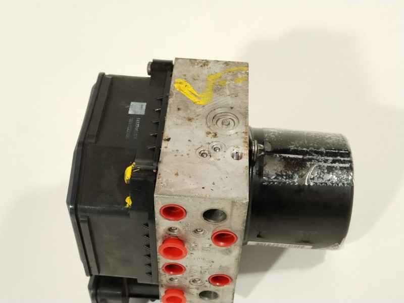 Recambio de abs para opel insignia berlina edition referencia OEM IAM 13332549  