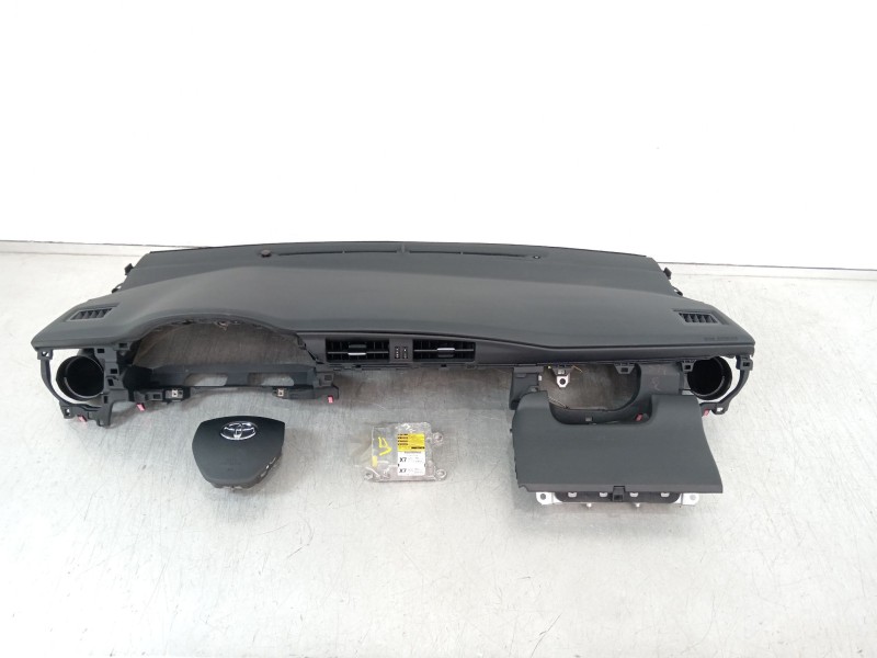 Recambio de kit airbag para toyota auris active referencia OEM IAM 5598102200 4513002450 8917002J40