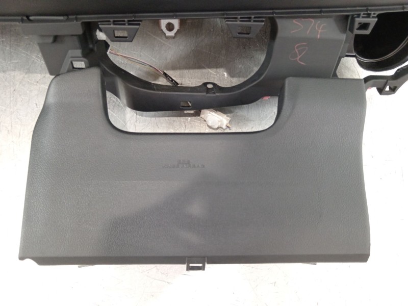 Recambio de kit airbag para toyota auris active referencia OEM IAM 5598102200 4513002450 8917002J40