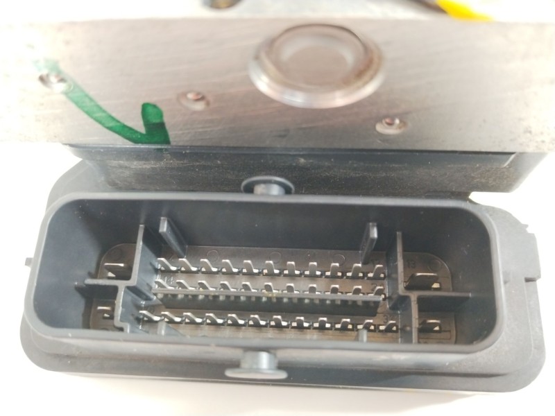 Recambio de abs para nissan qashqai (j11) acenta referencia OEM IAM 476604EA1C  