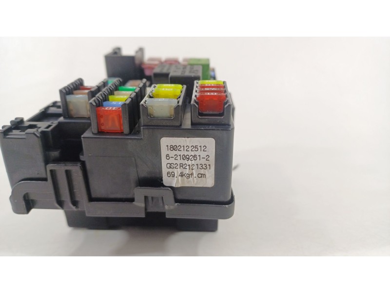 Recambio de caja reles / fusibles para opel mokka x 120 aniversario start/stop referencia OEM IAM 1802122512  