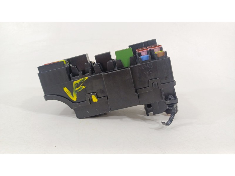 Recambio de caja reles / fusibles para opel mokka x 120 aniversario start/stop referencia OEM IAM 1802122512  